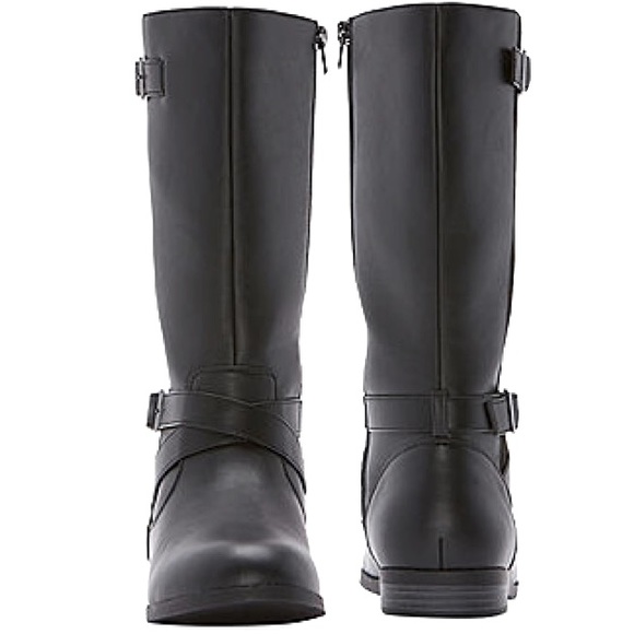 J.C.Penny’s THEREABOUTS Remi Flat Heel KneeHigh Riding Boots Side Zip Girl’s Sz4 - Picture 2 of 11